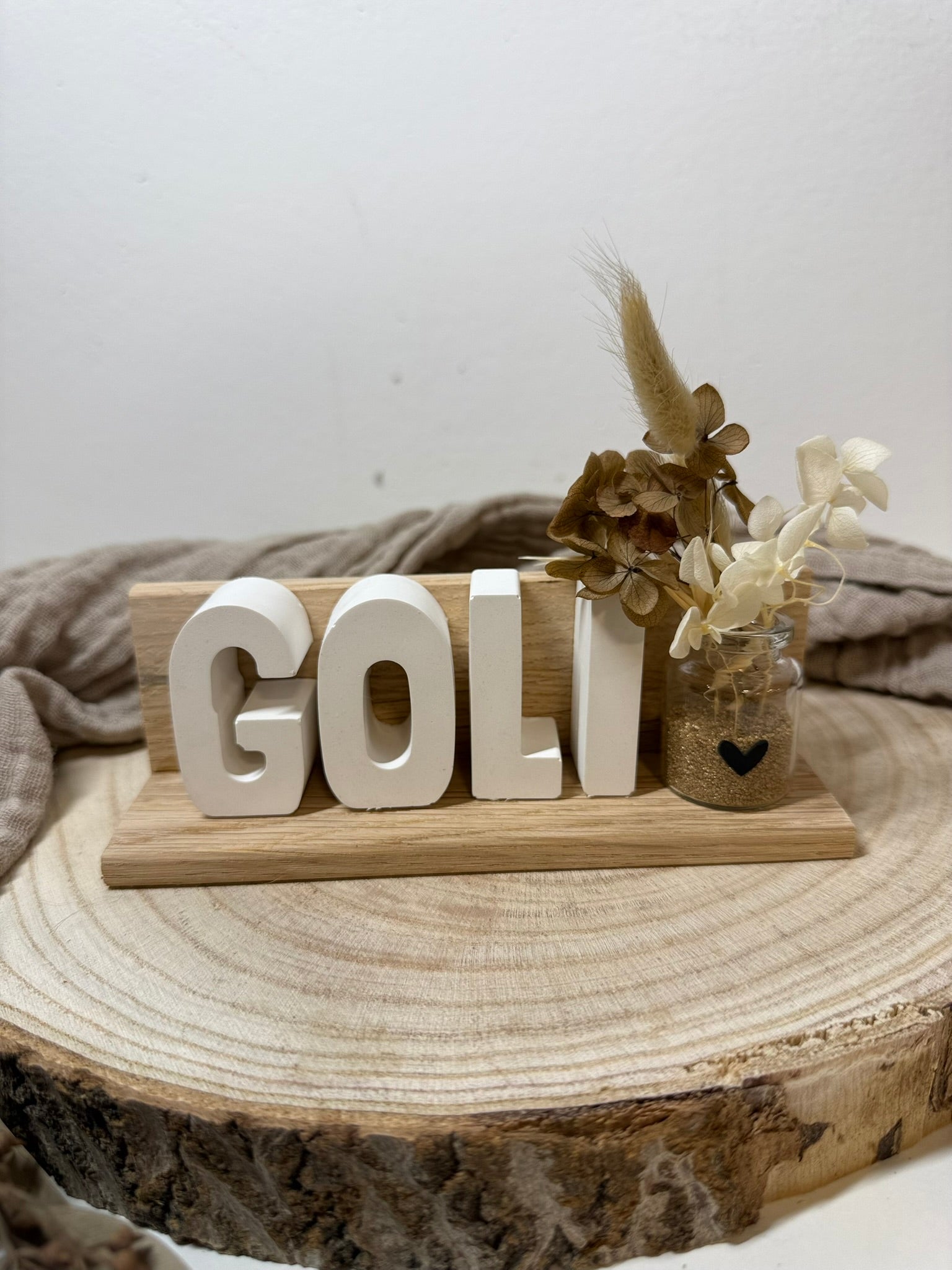 GOLI – Handgegossene Schriftdekoration