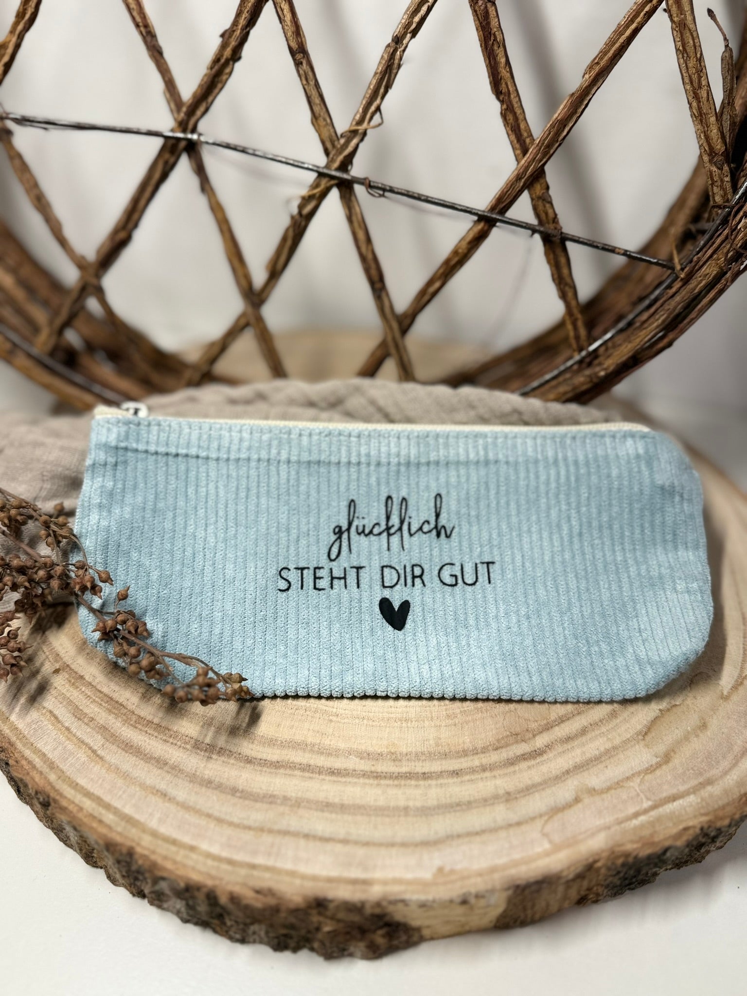 Cord Täschchen - glücklich steht dir gut