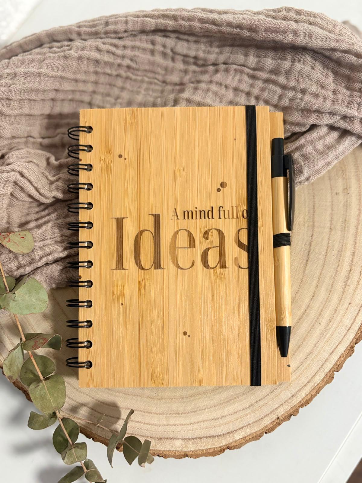 Notizbuch mit Kugelschreiber - A mind full of Ideas